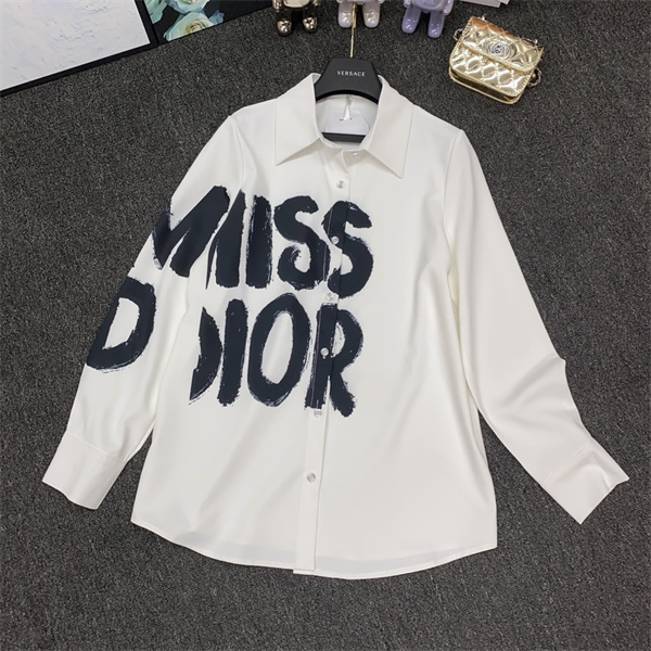 ディオール スーパーコピー シャツ Miss Graffitiモチーフ ロゴ プリント 落書き カジュアル 2色 
