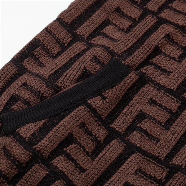 フェンディ 偽物 ジャケット Fabric FF ロゴ モチーフ ウール ニット ジャカード FENDI