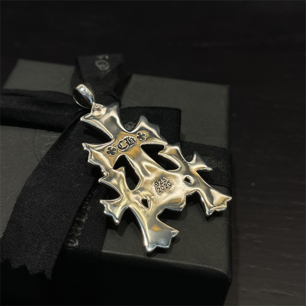CHROME HEARTS コピー ネックレス シルバー レトロ クロス クロムハーツ