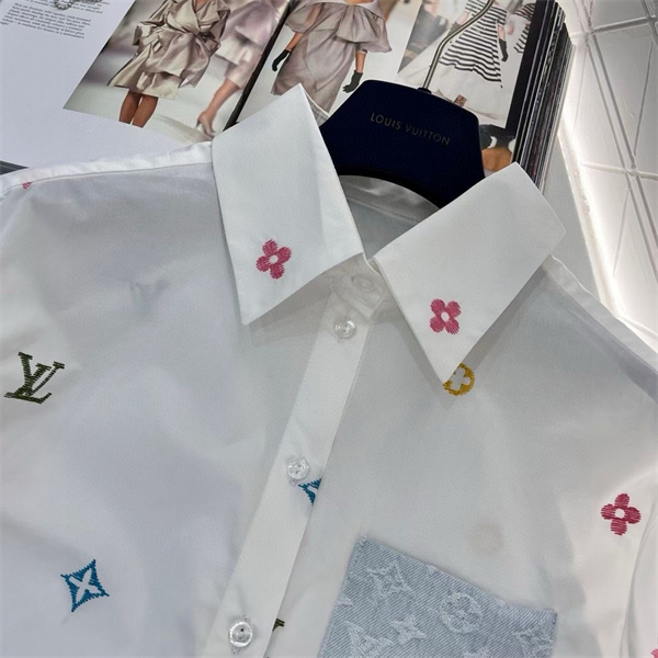 LOUIS VUITTON コピー シャツ モノグラム 刺繍 ロゴ 綿 カラフル 鮮やかな カッコイイ レディース ルイヴィトン