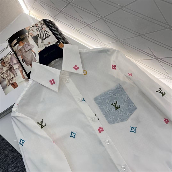 LOUIS VUITTON コピー シャツ モノグラム 刺繍 ロゴ 綿 カラフル 鮮やかな カッコイイ レディース ルイヴィトン