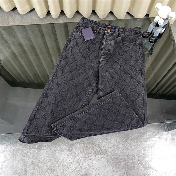 ルイヴィトン コピー ジーンズ 渦巻き模様 モノグラムロゴ pharrell williams x コラボ LOUIS VUITTON