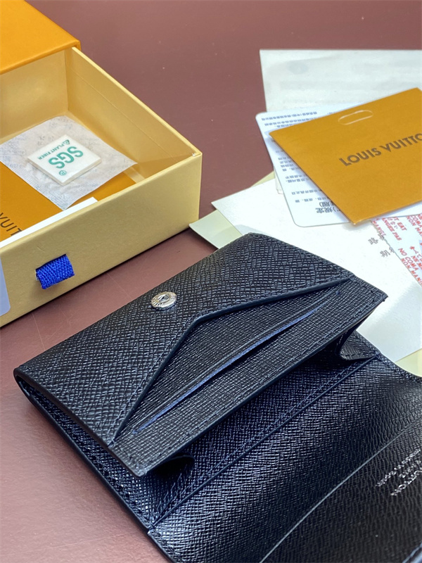 M63801 ルイヴィトン 偽物 カードケース アンヴェロップ・カルト ドゥ ヴィジット モノグラム ボタン LOUIS VUITTON
