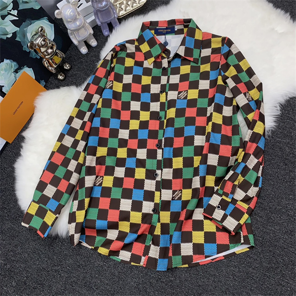 LOUIS VUITTON 偽物 シャツ ダミエ柄風 マルチカラー Unitedシリーズ オシャレ 人気 ルイヴィトン