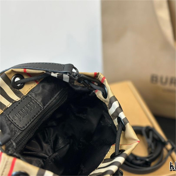 BURBERRY スーパーコピー バケットバッグ ナイロン ドローコード ポーチ チェック柄 ナイロン バーバリー