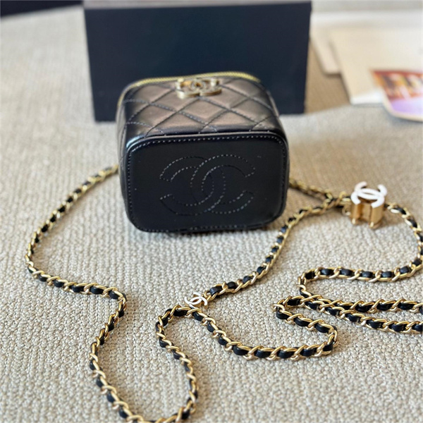 CHANEL 偽物 ハンドバッグ バニティバッグ ミニ 羊革 定番 メタル ロゴ オシャレ レディース 