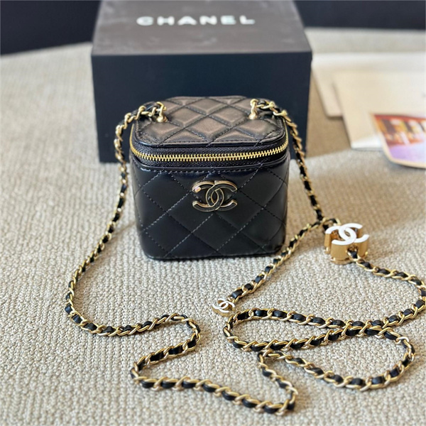 CHANEL 偽物 ハンドバッグ バニティバッグ ミニ 羊革 定番 メタル ロゴ オシャレ レディース 