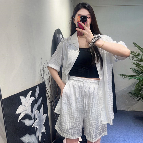 FENDI コピー ハーフパンツ FFロゴ バミューダパンツ Bermudas FF terry シリーズ コットン フェンディ