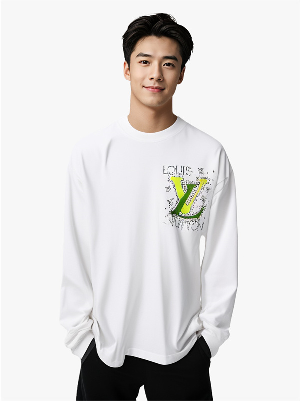 LOUIS VUITTON コピー 長袖Ｔシャツ シンプルデザイン 胸元ロゴ カジュアル ルイヴィトン