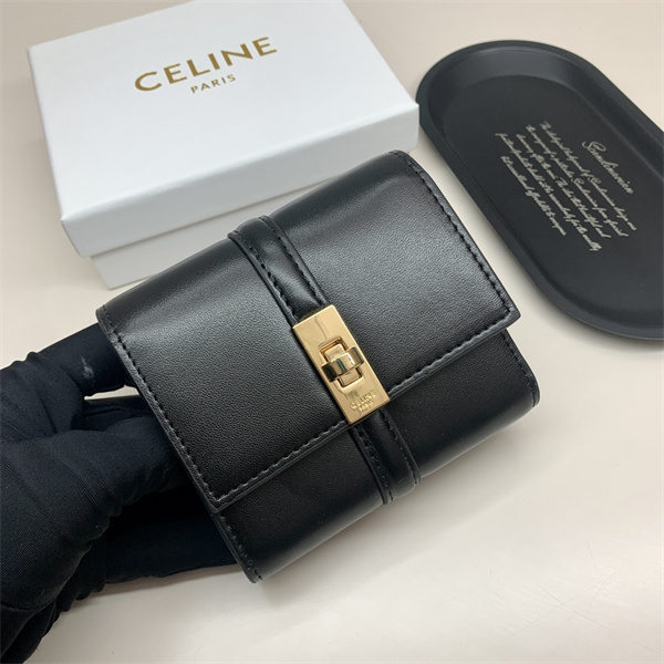 CELINE コピー 財布 トリフォールド ウォレット カーフスキン コインポケット コンパクト 高級感 セリーヌ