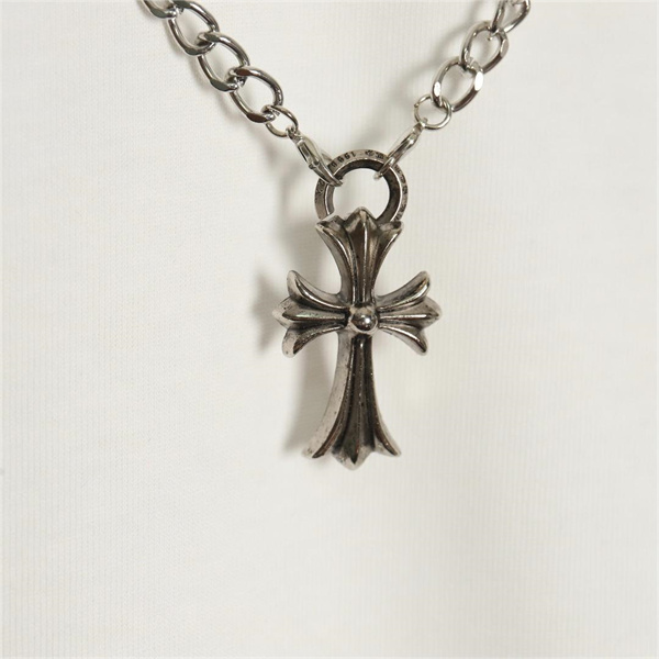 クロムハーツ コピー 長袖Tシャツ アイコニック デザイン ゆったりシルエット カジュアル CHROME HEARTS