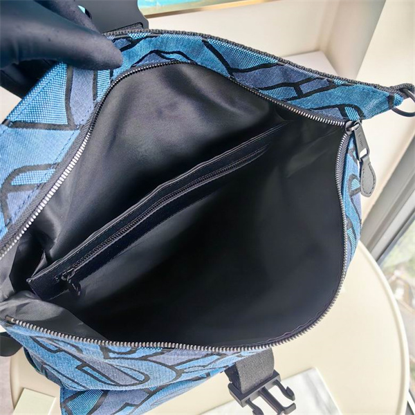 バーバリー コピー バックパック Kingdom トップハンドル 調節可能 肩ストラップ BURBERRY