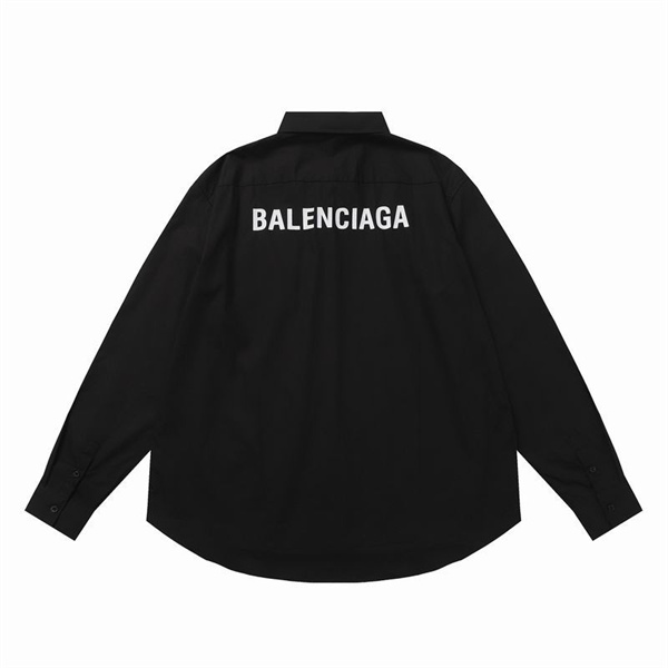 都会的 バレンシアガ 偽物 シャツ コットン コクーン バック ロゴ シンプル 定番 オシャレ  BALENCIAGA