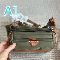 機能性抜群 プラダ コピー メッセンジャーバッグ メンズ SAFFIANO クロスボディバッグ コンパクト収納 PRADA