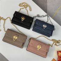 【M69423】LOUIS VUITTON スーパーコピー ショルダーバッグ Vavin エンボス ロゴ モノグラム 刻印ルイヴィトン