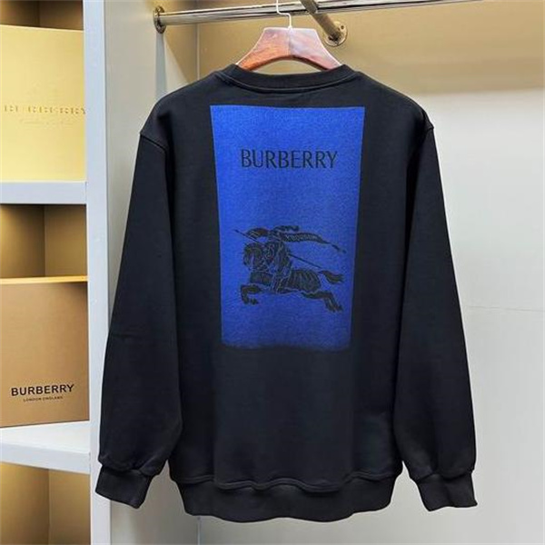 バーバリー スーパーコピー トレーナー グラフィックプリント 馬術騎士 スウェット モダンアート BURBERRY