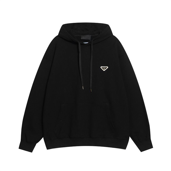 プラダ スーパーコピー パーカー シンプル トライアングル メタル 三角 ロゴ 2色 エレガント カジュアル PRADA
