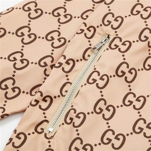 GUCCI スーパーコピー ジャケット GG モノグラム ロゴ ベージュカラー グリーンストライプ フード付き グッチ