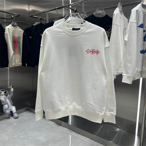 ルイヴィトン 偽物 トレーナー ユニークバックロゴ もふもふ 雰囲気 2色展開 LOUIS VUITTON