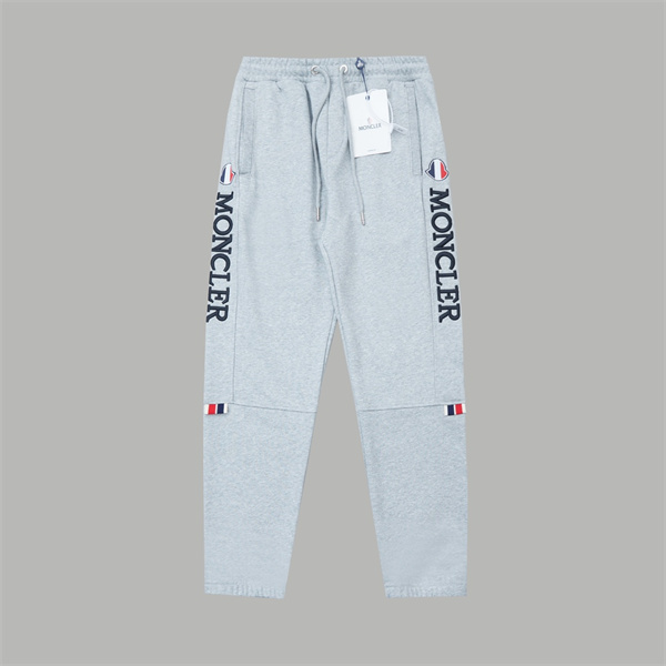 モンクレール スーパーコピー スウェットパンツ 両サイド 大きなロゴ スポーティー MONCLER 