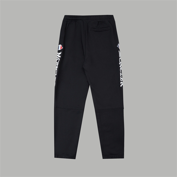 モンクレール スーパーコピー スウェットパンツ 両サイド 大きなロゴ スポーティー MONCLER 