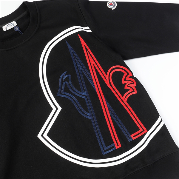 Moncler 偽物 トレーナー クラシックロゴ デザイン シンプルカラーバリエーション ブラック ピンク ブルー モンクレール