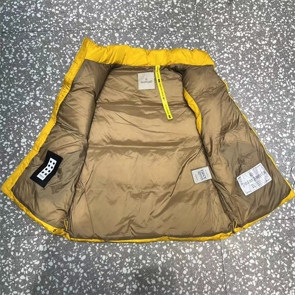 モンクレール コピー ダウンベスト× Palm Angels ダウンベスト スポーティーな印象 MONCLER