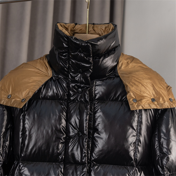 24ss MONCLER 偽物 ダウンジャケット フード付き 防寒性 ジッパー付き モンクレール
