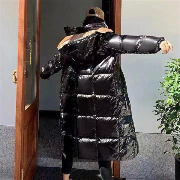 24ss MONCLER 偽物 ダウンジャケット フード付き 防寒性 ジッパー付き モンクレール