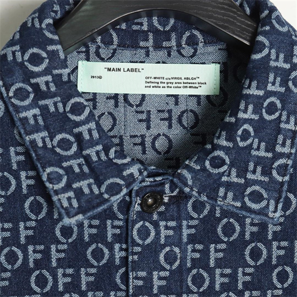 オフホワイト コピージャケット デニム生地 「OFF」ロゴ 全体プリント ボタン留め デザイン Off-White