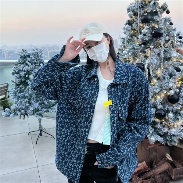 オフホワイト コピージャケット デニム生地 「OFF」ロゴ 全体プリント ボタン留め デザイン Off-White