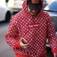 Supreme x ルイヴィトン 偽物 パーカー 赤地 白 LV モノグラム 刺繍 ストリートスタイル LOUIS VUITTON