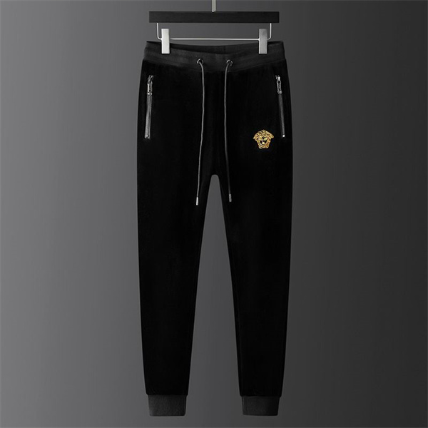 ヴェルサーチ 偽物 セットアップ メデューサ ロゴ ゴールド＆シルバー 厚手素材 VERSACE