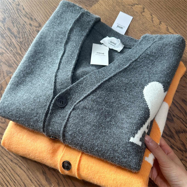 AMI PARIS スーパーコピー カーディガン Aロゴ ハート オレンジ グレー アミパリス