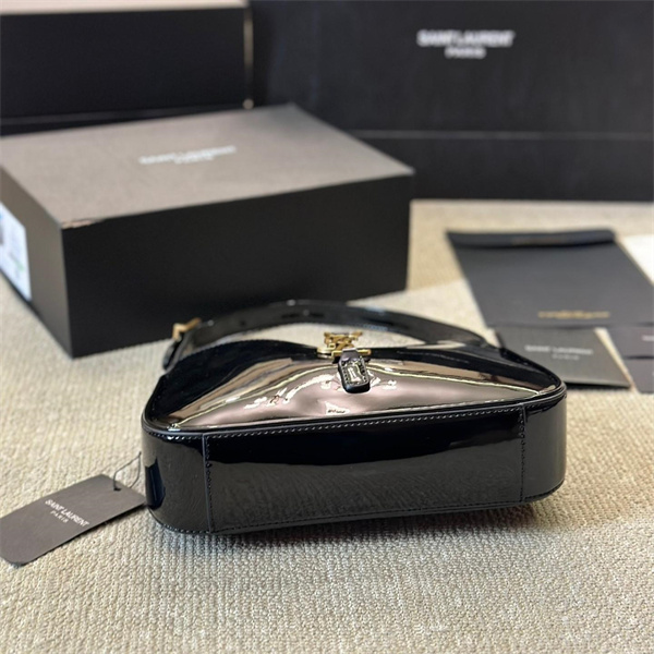 サンローラン コピー ハンドバッグ SMOOTH LEATHER LE YSLゴールドロゴ コンパクト SAINT LAURENT