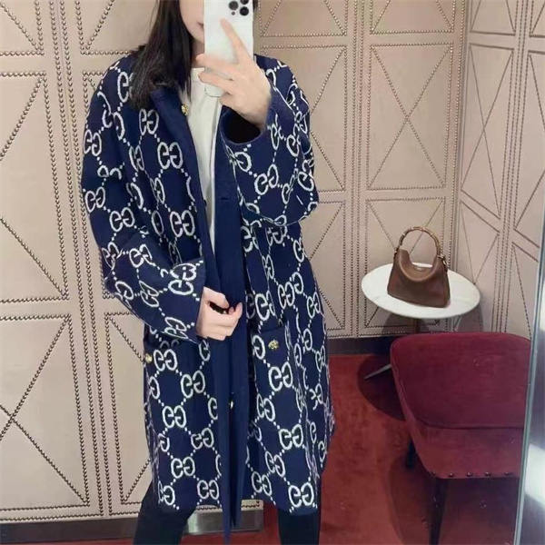 GUCCI スーパーコピー コート GGロゴ  リバーシブル レディース ボタン付き ポケット