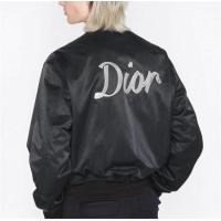 ディオール 偽物 ジャケット 大胆な背面ロゴ ブラックホワイト カジュアル シック DIOR
