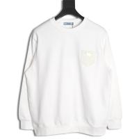 PRADA スーパーコピー トレーナー トライアングルロゴ メタルプレート デザイン エレガント スタイル プラダ