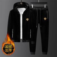 ヴェルサーチ 偽物 セットアップ メデューサ ロゴ ゴールド＆シルバー 厚手素材 VERSACE