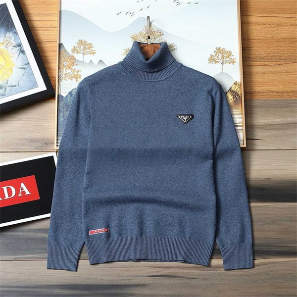 PRADA 偽物  セーター タートルネック トライアングルロゴが際立つ プラダ