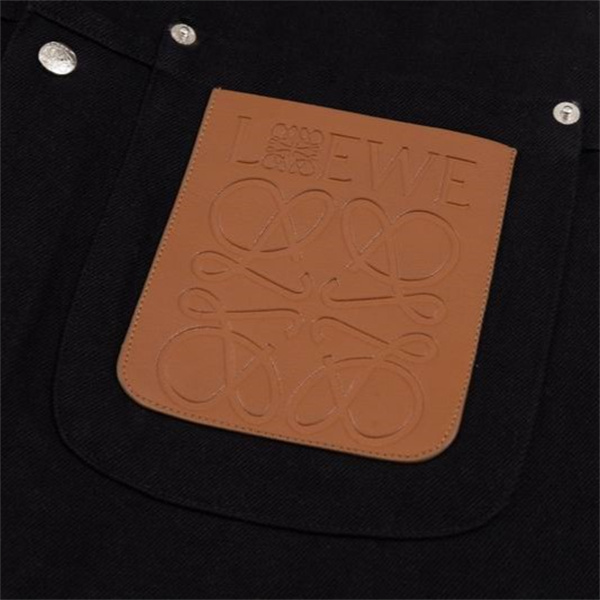 LOEWE 偽物 ジャケット レザーポケット 星空 ロゴ オシャレ 高級感 ロエベ