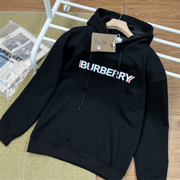 BURBERRY スーパーコピーパーカー ロゴプリント 赤ベージュストライプ バーバリー 