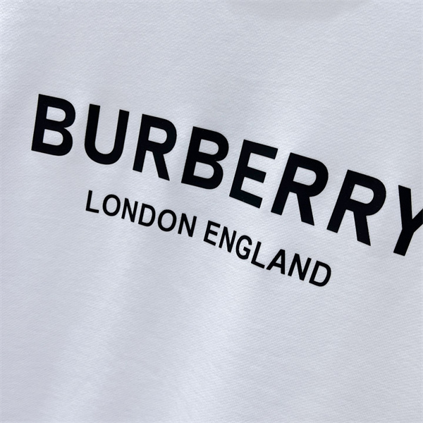 バーバリー スーパーコピーパーカー ロゴプリント シンプルでスタイリッシュ BURBERRY