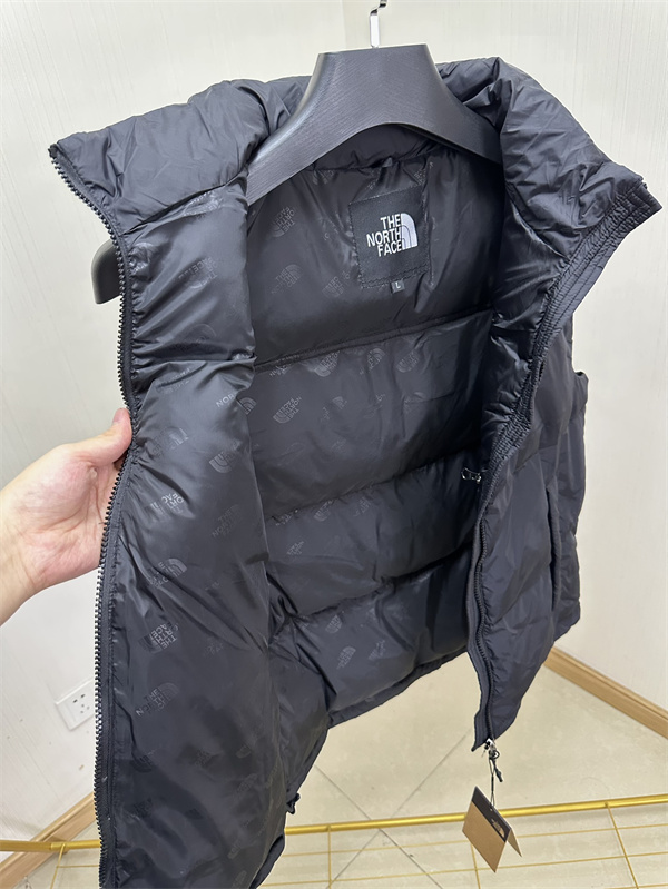 ザノースフェイス スーパーコピー ダウンベスト 1996 シリーズ 軽い THE NORTH FACE