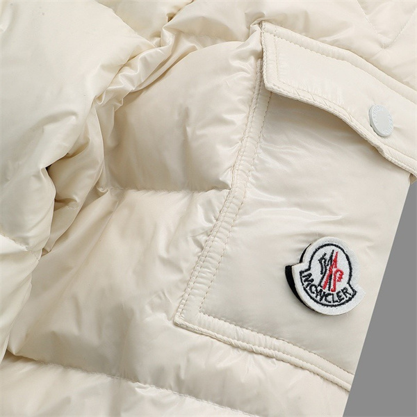 モンクレール 偽物 ダウンジャケット 取り外し可能フード ホワイト ブラック ロゴ MONCLER 
