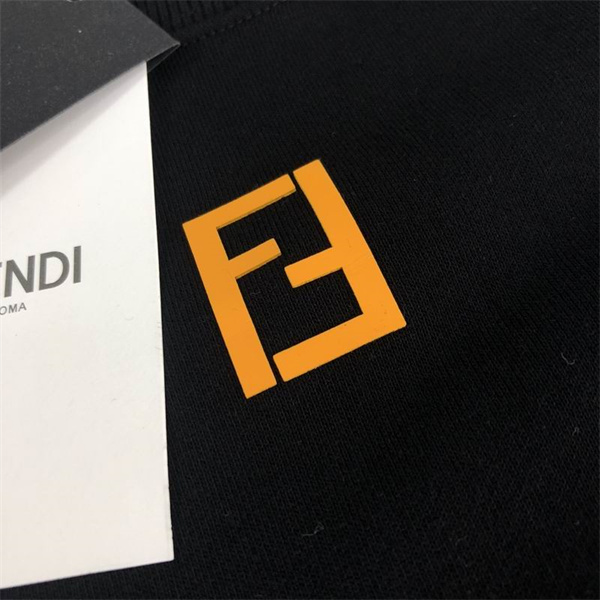 フェンディ コピー トレーナー モンスターロゴ デザイン クラシックシルエット 快適さ 定番 FENDI
