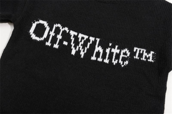 オフホワイト スーパーコピー セーター ロゴプリント 大胆 ミニマル デザイン シンプル Off-White