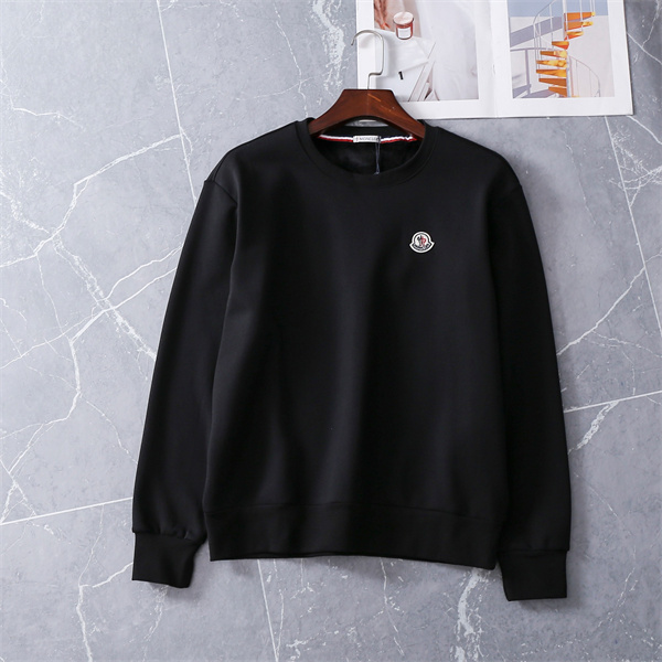MONCLER コピー トレーナー ロゴパッチ リブ仕様 デザイン モンクレール