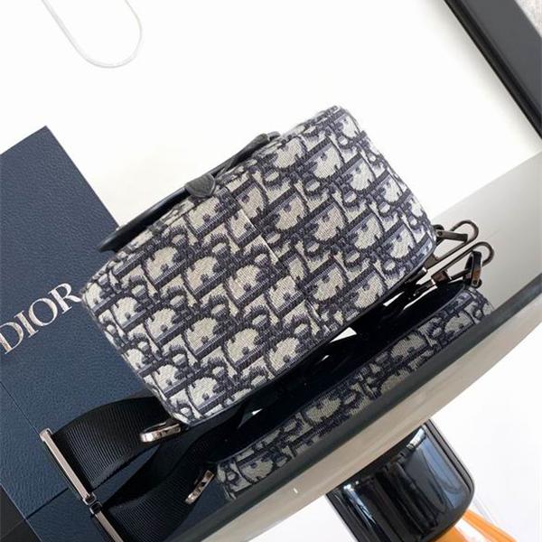 DIOR スーパーコピー ショルダーバッグ ロゴバックル 機能性バッグ ディオール
