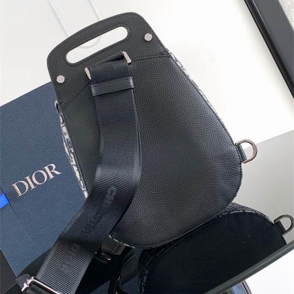 DIOR スーパーコピー ショルダーバッグ ロゴバックル 機能性バッグ ディオール